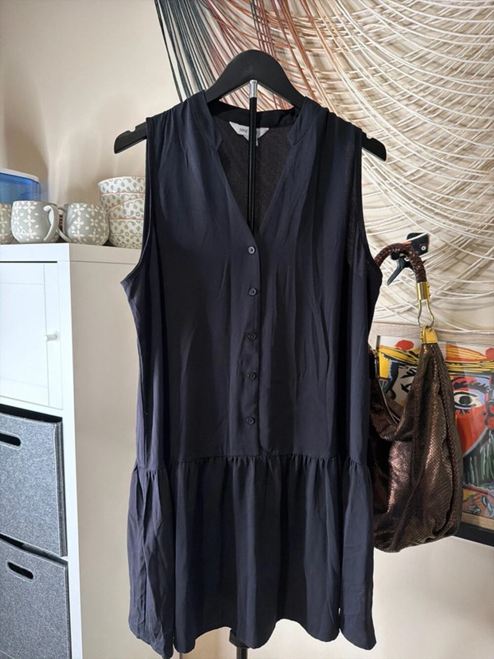 Nine West L black sleeveless dress 3495